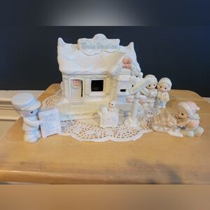 Vintage Sugar Town Train Set 6-pc Precious Moments Retired